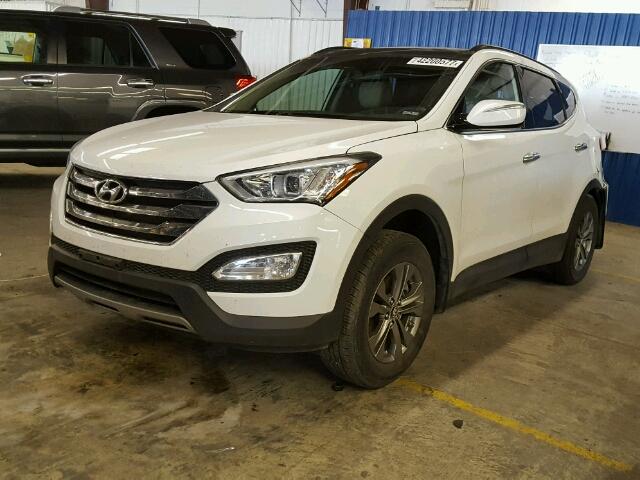 5XYZUDLB4EG186126 - 2014 HYUNDAI SANTA FE S WHITE photo 2