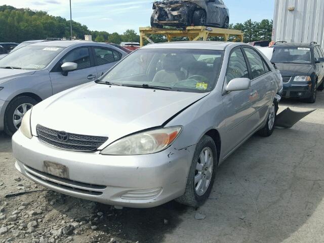 4T1BE30K62U546984 - 2002 TOYOTA CAMRY SILVER photo 2