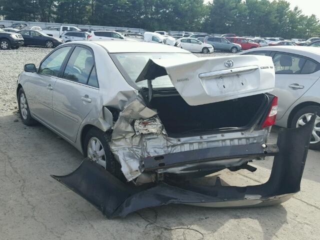 4T1BE30K62U546984 - 2002 TOYOTA CAMRY SILVER photo 3