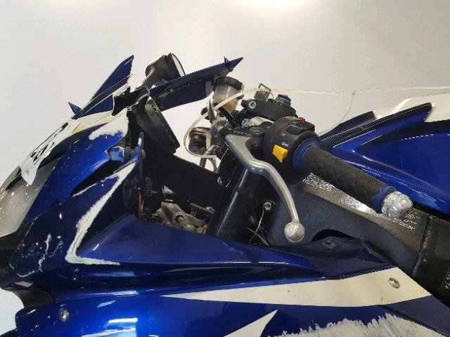 JS1GR7LA492103595 - 2009 SUZUKI GSX-R750 BLUE photo 11