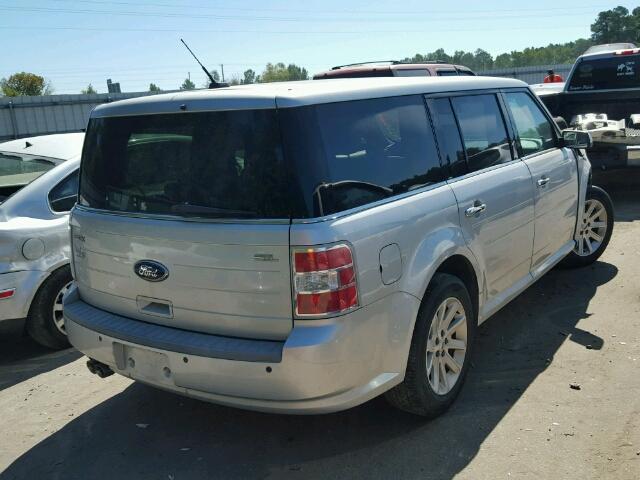 2FMDK52C89BA21010 - 2009 FORD FLEX SEL GOLD photo 4