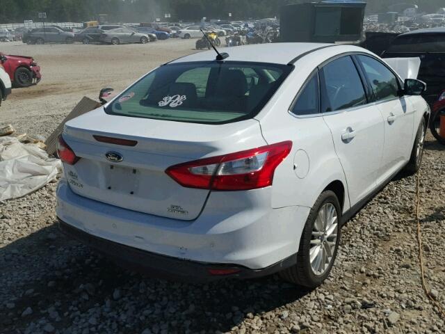 1FAHP3H26CL473139 - 2012 FORD FOCUS SEL WHITE photo 4