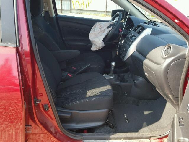 3N1CN7AP6HL887057 - 2017 NISSAN VERSA S RED photo 5