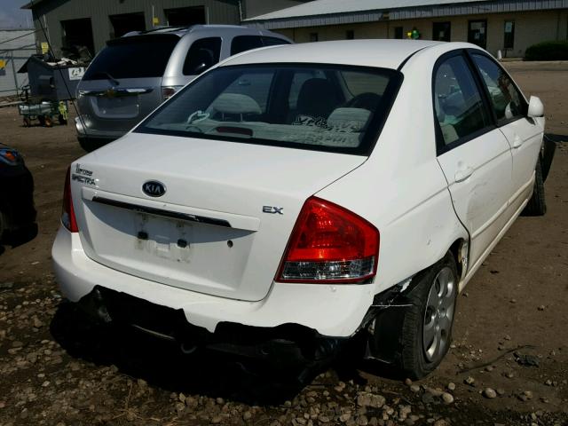 KNAFE221495624006 - 2009 KIA SPECTRA EX WHITE photo 4