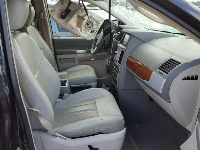 2A8HR54P88R749572 - 2008 CHRYSLER TOWN & COU BLUE photo 5