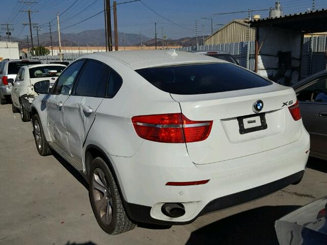 5UXFG2C52BLX08372 - 2011 BMW X6 XDRIVE3 WHITE photo 3