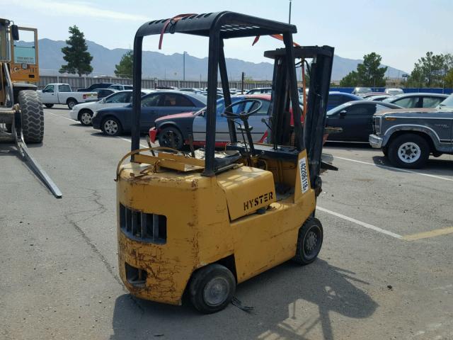 1309493 - 1986 CHALET FORKLIFT YELLOW photo 4