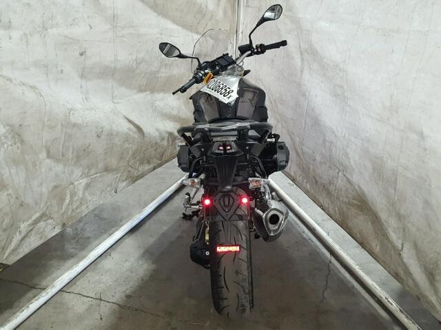 WB10A1404JZ198105 - 2018 BMW R1200 R BLACK photo 10