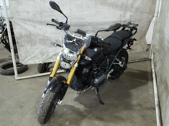 WB10A1404JZ198105 - 2018 BMW R1200 R BLACK photo 2