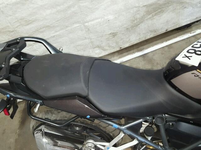 WB10A1404JZ198105 - 2018 BMW R1200 R BLACK photo 6