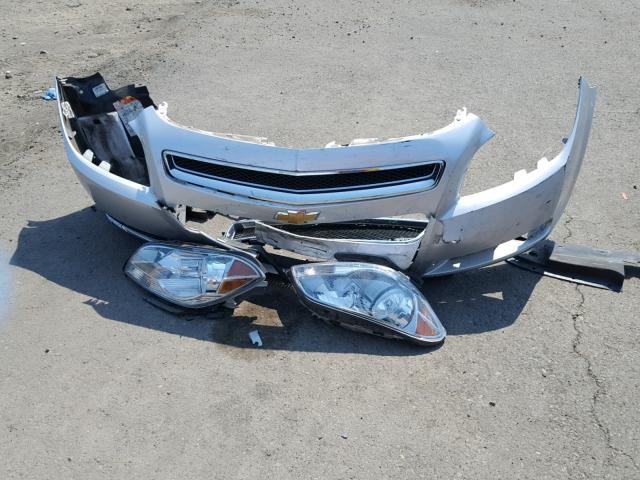1G1ZA5E06CF352844 - 2012 CHEVROLET MALIBU LS ვერცხლისფერი ფოტო 9
