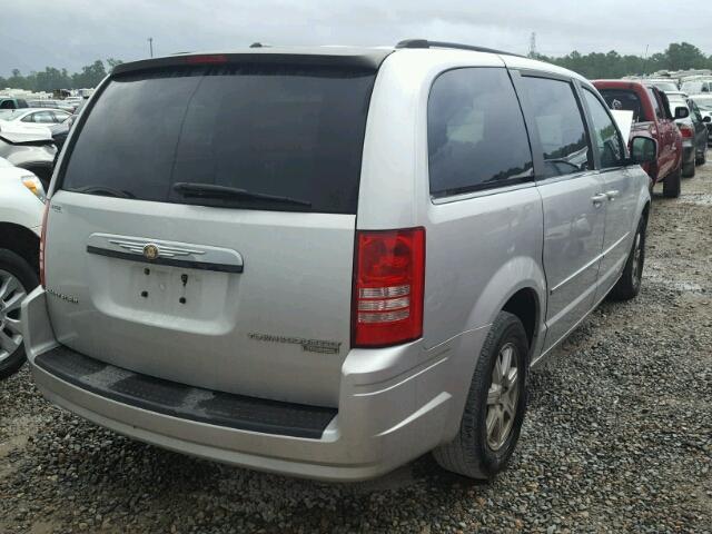 2A4RR5D14AR185149 - 2010 CHRYSLER TOWN & COU SILVER photo 4