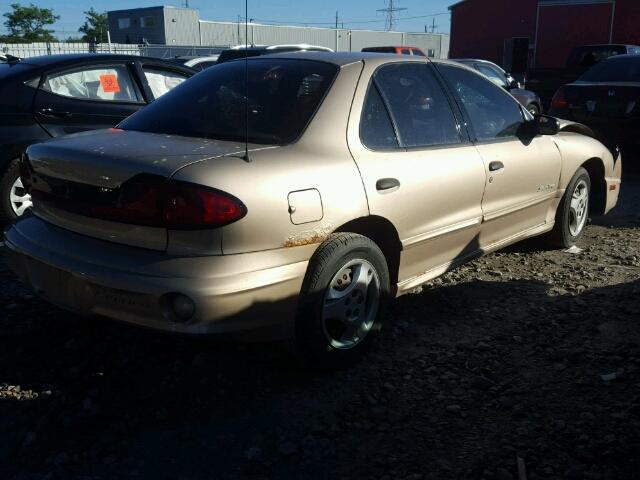 3G2JB52F54S106895 - 2004 PONTIAC SUNFIRE SL BEIGE photo 4