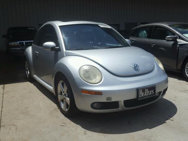 3VWSW31C26M412232 - 2006 VOLKSWAGEN NEW BEETLE 银色 照片 1