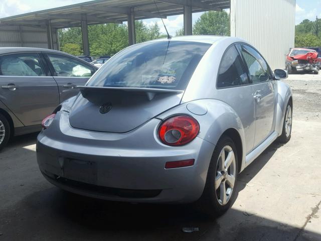 3VWSW31C26M412232 - 2006 VOLKSWAGEN NEW BEETLE 银色 照片 4