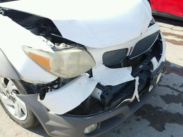 5Y2SL65847Z401042 - 2007 PONTIAC VIBE WHITE photo 9