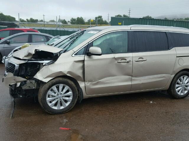 KNDMC5C13G6130520 - 2016 KIA SEDONA EX GOLD photo 9