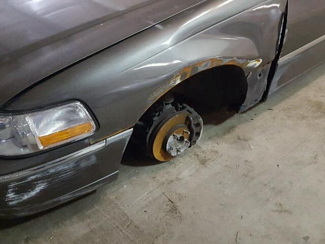 1LNHM83W14Y673646 - 2004 LINCOLN TOWN CAR U GRAY photo 9