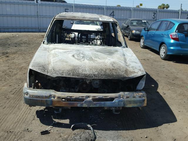 3GNEC12Z15G228050 - 2005 CHEVROLET AVALANCHE BURN photo 10