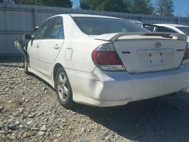 4T1BE32K16U646641 - 2006 TOYOTA CAMRY WHITE photo 3