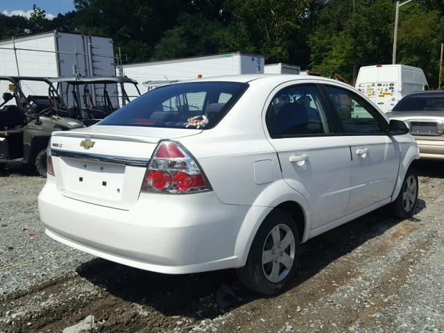 KL1TD5DE2AB125454 - 2010 CHEVROLET AVEO LS WHITE photo 4