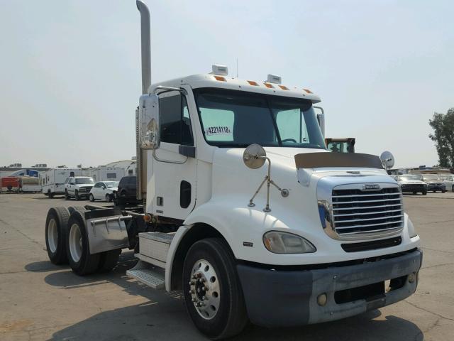 1FUJF0CV07LZ29990 - 2007 FREIGHTLINER COLUMBIA 1 WHITE photo 1