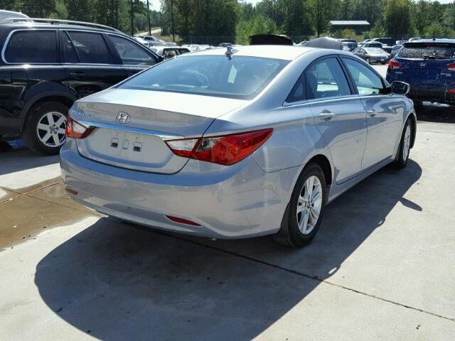 5NPEB4AC4DH744130 - 2013 HYUNDAI SONATA GLS SILVER photo 4