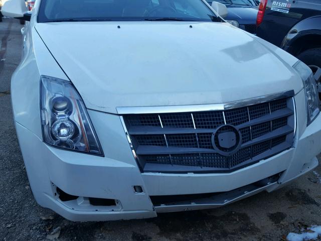 1G6DM577380114756 - 2008 CADILLAC CTS WHITE photo 5