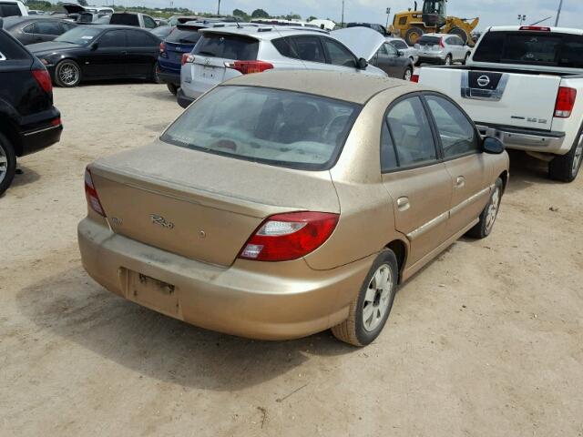 KNADC123726200232 - 2002 KIA RIO GOLD photo 4