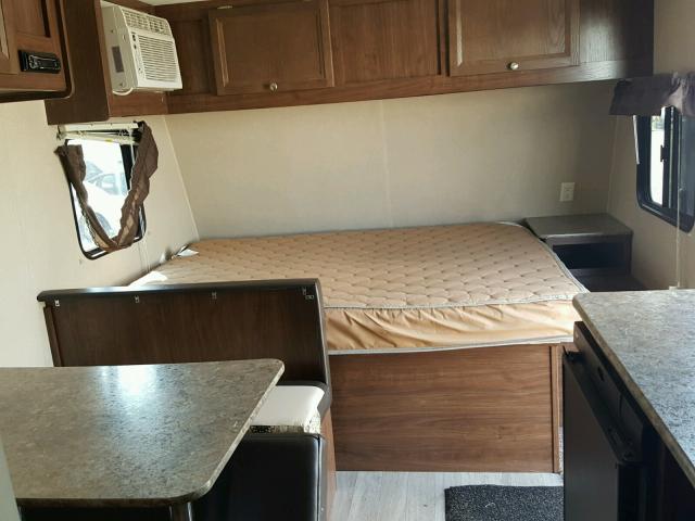 4YDT17F19GH933388 - 2016 COLE CAMPER TWO TONE photo 5