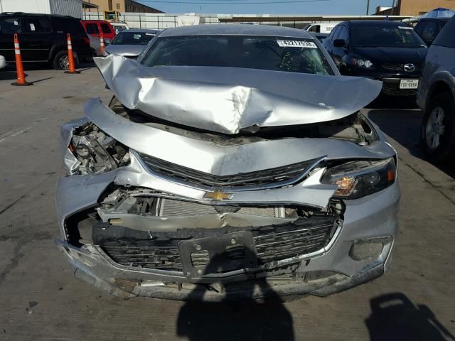 1G1ZB5ST7HF113905 - 2017 CHEVROLET MALIBU LS Gümüş foto 9