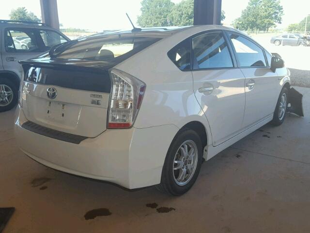 JTDKN3DU3B5249004 - 2011 TOYOTA PRIUS WHITE photo 4