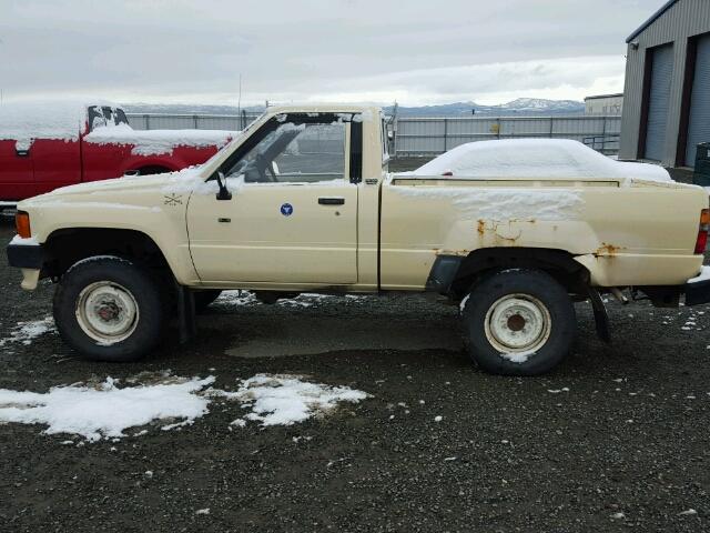 JT4RN63R1G5003296 - 1986 TOYOTA PICKUP RN6 TAN photo 9