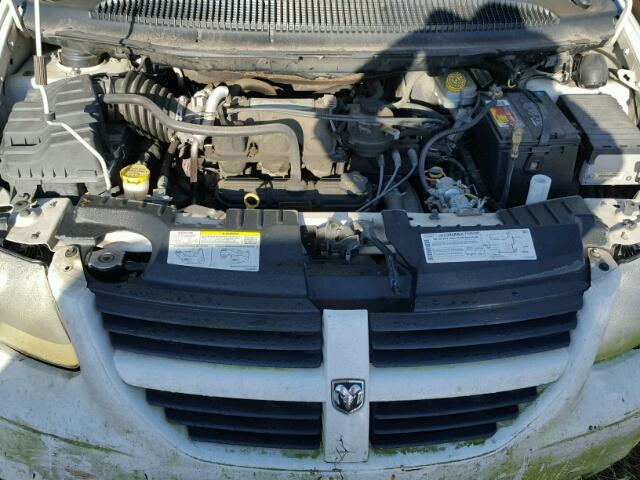 2D4GP44L25R566103 - 2005 DODGE GRAND CARA WHITE photo 7