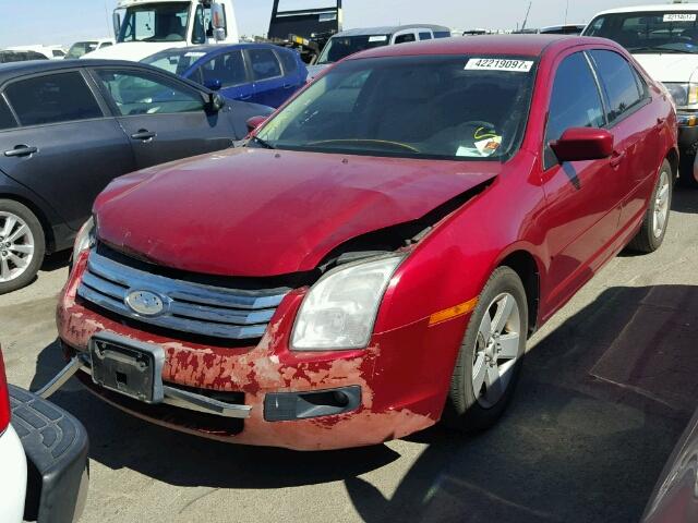 3FAHP07Z97R280147 - 2007 FORD FUSION SE RED photo 2