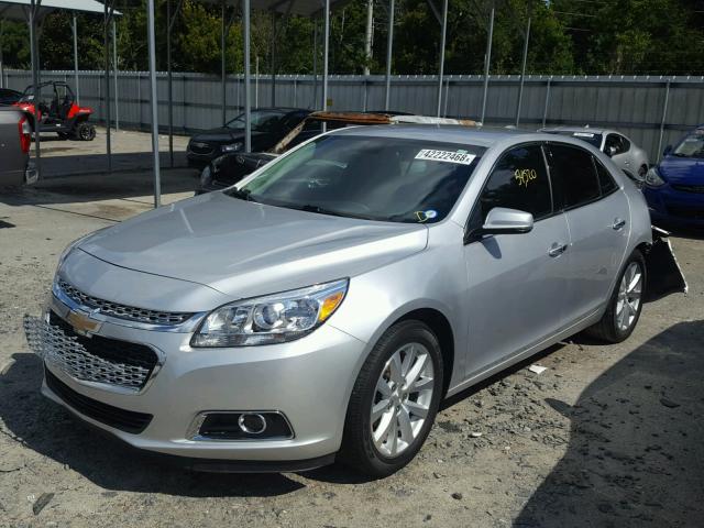 1G11E5SA4GU144719 - 2016 CHEVROLET MALIBU LIM 银色 照片 2