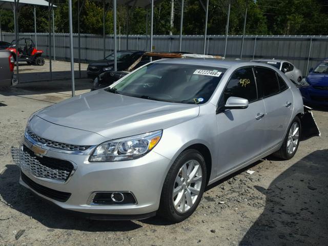 1G11E5SA4GU144719 - 2016 CHEVROLET MALIBU LIM SILVER photo 2