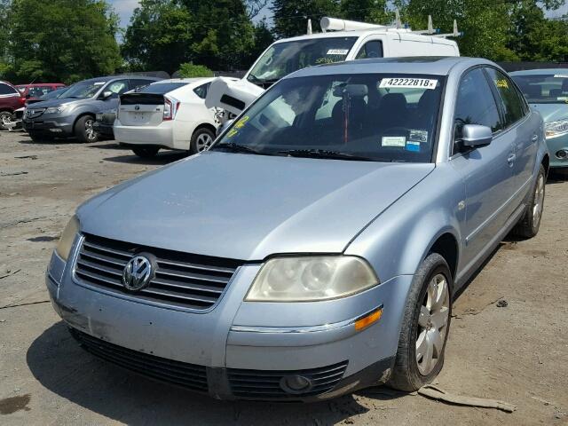 WVWTH63B93P456645 - 2003 VOLKSWAGEN PASSAT GLX BLUE photo 2