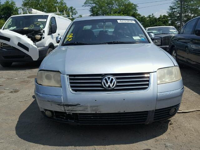 WVWTH63B93P456645 - 2003 VOLKSWAGEN PASSAT GLX BLUE photo 9
