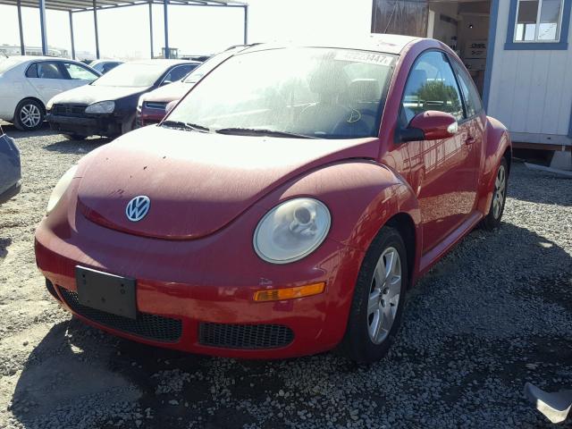 3VWPW31CX7M507774 - 2007 VOLKSWAGEN NEW BEETLE RED photo 2