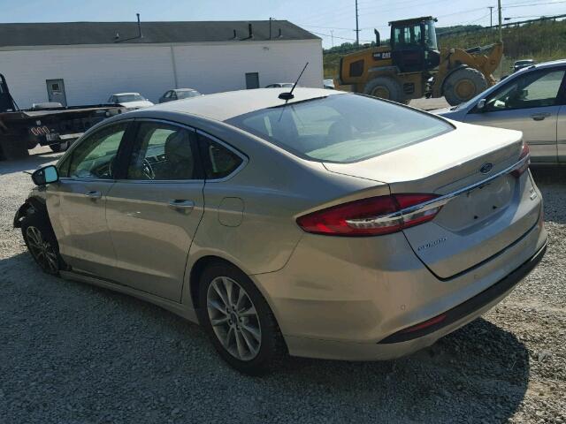 3FA6P0HD4HR292136 - 2017 FORD FUSION SE GOLD photo 3