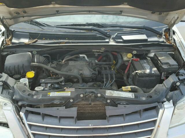 2A8HR54149R606115 - 2009 CHRYSLER TOWN & COU SILVER photo 7