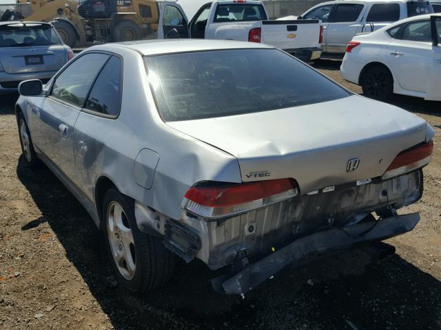 JHMBB62461C004297 - 2001 HONDA PRELUDE SILVER photo 3