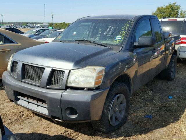 1N6AA06A84N584719 - 2004 NISSAN TITAN XE GRAY photo 2