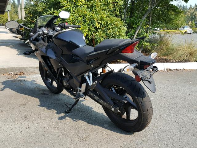 MLHNC5104F5102905 - 2015 HONDA CBR300 R BLACK photo 3