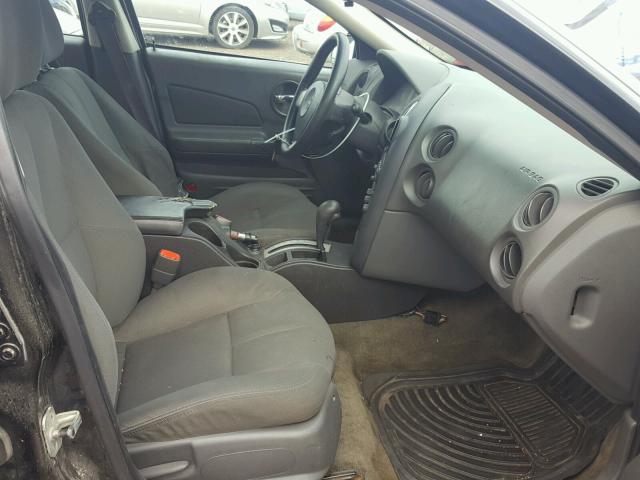 2G2WP522551245877 - 2005 PONTIAC GRAND PRIX შავი ფოტო 5