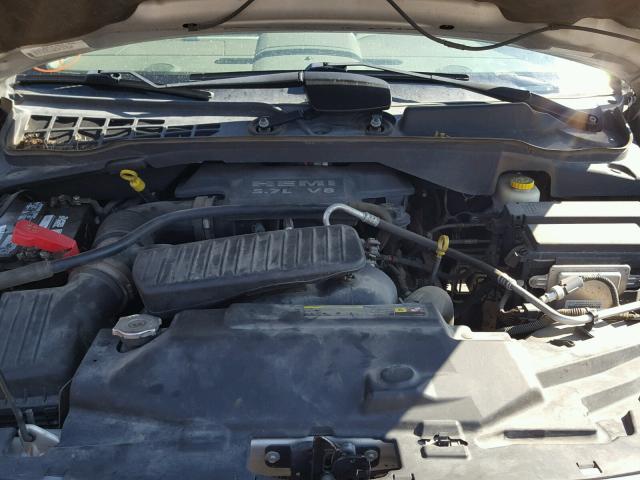 1A8HW582X7F516399 - 2007 CHRYSLER ASPEN LIMI 银色 照片 7