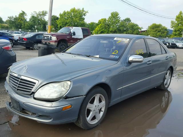 WDBNG70J45A444243 - 2005 MERCEDES-BENZ S 430 GRAY photo 2