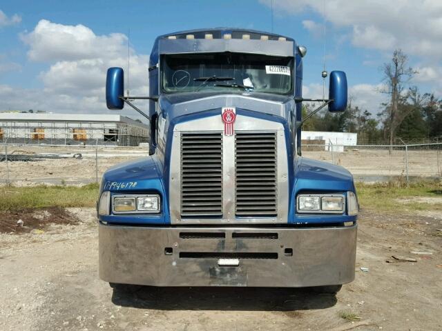 1XKADB9X17J116255 - 2007 KENWORTH CONSTRUCTI BLUE photo 9