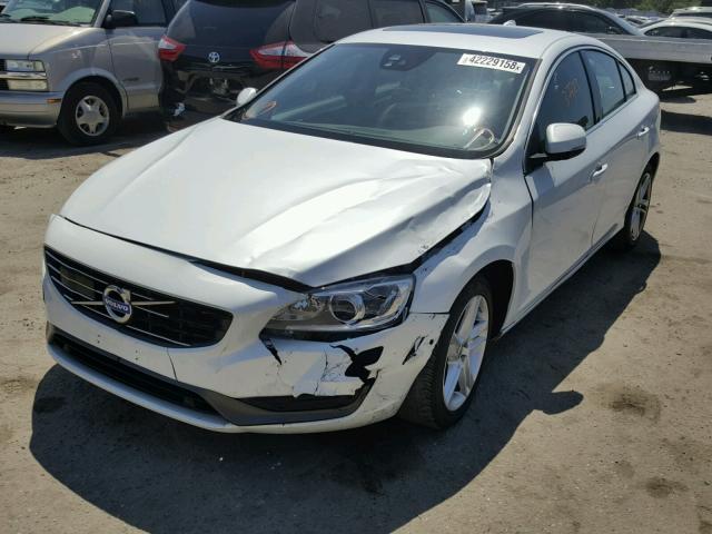 YV126MFM9F1350894 - 2015 VOLVO S60 PLATIN WHITE photo 2